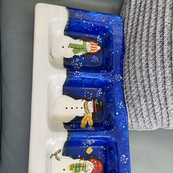 Holiday serving tray by StoneLite. 4 sections great addition for  holiday table. - Picture 2 of 4